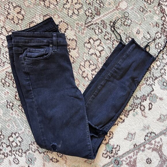 Paige Verdugo Ankle Jean 27 4 Faded Noir Destructed Dark Wash Ankle Crop Denim - Picture 3 of 7